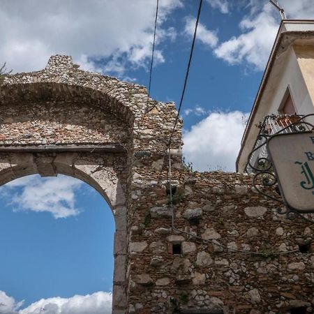 Bed And Breakfast Josepha Taormina Exterior foto